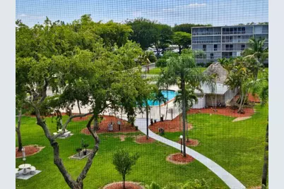 4650 Washington Street #504, Hollywood, FL 33021 - Photo 4