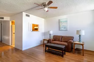 9061 Sunrise Lakes Blvd, Sunrise, FL 33322 - Photo 4