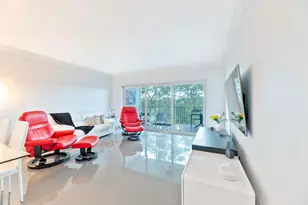 2950 N Palm Aire Dr, Pompano Beach, FL 33069 - Photo 8