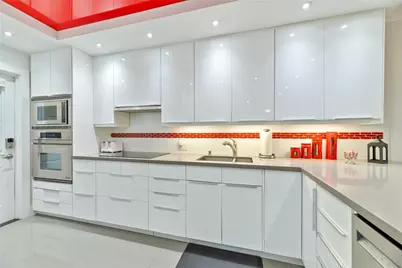 2950 N Palm Aire Drive #401, Pompano Beach, FL 33069 - Photo 4