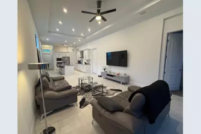 187 SE Via Sangro, Port Saint Lucie, FL 34952 - Photo 8