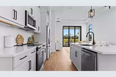 12641 SW Leopold Way, Port Saint Lucie, FL 34987 - Photo 6