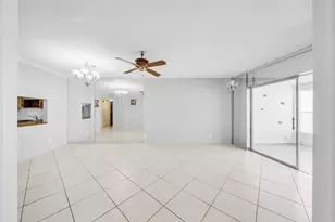 1035 Country Club Dr, Margate, FL 33063 - Photo 16