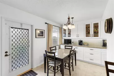 210 Oakridge N #210, Deerfield Beach, FL 33442 - Photo 4