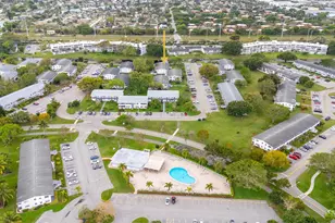 210 Oakridge N, Deerfield Beach, FL 33442 - Photo 38