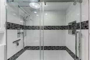 210 Oakridge N, Deerfield Beach, FL 33442 - Photo 18