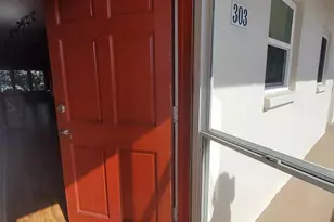 3114 59th Street S Unit, Saint Petersburg, FL 33707 - Photo 2