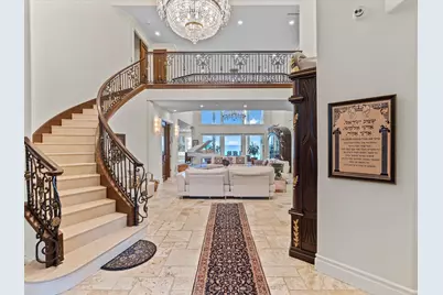 555 Ocean Boulevard, North Miami Beach, FL 33160 - Photo 14