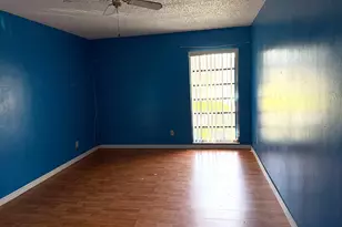 7101 NW 68th St, Tamarac, FL 33321 - Photo 8