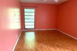 7101 NW 68th St, Tamarac, FL 33321 - Photo 6