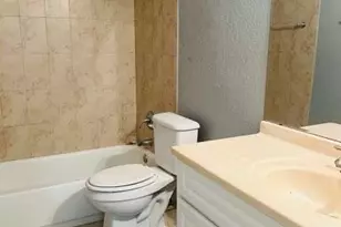 2844 SW 3rd Ct, Fort Lauderdale, FL 33312 - Photo 4