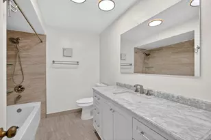 16 Toledo Ct, Davie, FL 33324 - Photo 32