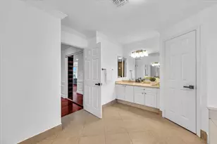 13702 NW 10th Ct, Pembroke Pines, FL 33028 - Photo 46