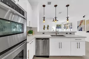 13702 NW 10th Ct, Pembroke Pines, FL 33028 - Photo 20