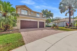 13702 NW 10th Ct, Pembroke Pines, FL 33028 - Photo 4