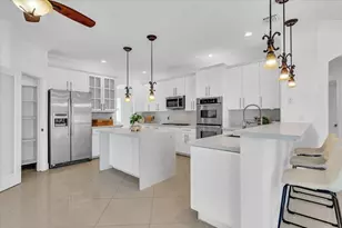13702 NW 10th Ct, Pembroke Pines, FL 33028 - Photo 24