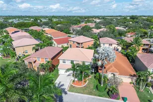 11571 NW 4th Manor, Coral Springs, FL 33071 - Photo 32