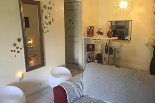 1715 NE Miami Gardens Dr, Miami, FL 33179 - Photo 4