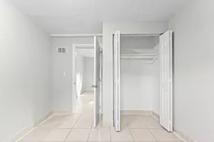 21200 NE 12th Ct, Miami, FL 33179 - Photo 14