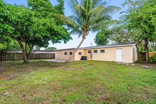 21200 NE 12th Ct, Miami, FL 33179 - Photo 2