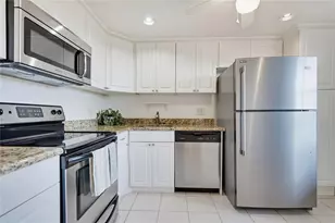 575 Oaks Ln, Pompano Beach, FL 33069 - Photo 18