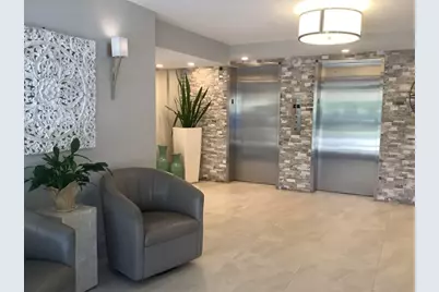 575 Oaks Lane #608, Pompano Beach, FL 33069 - Photo 2