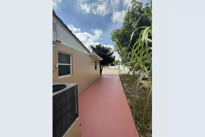 691 NW 187th Street, Miami, FL 33169 - Photo 10