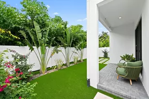 1421 SW 23rd Ct, Fort Lauderdale, FL 33315 - Photo 16