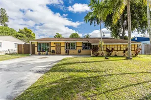 1610 SW 68th Terrace, North Lauderdale, FL 33068 - Photo 4