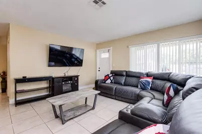 1610 SW 68th Terrace, North Lauderdale, FL 33068 - Photo 2
