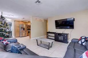 1610 SW 68th Terrace, North Lauderdale, FL 33068 - Photo 8