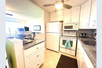 4115 Cambridge #4115, Deerfield Beach, FL 33442 - Photo 10