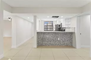 1719 Whitehall Dr, Davie, FL 33324 - Photo 14