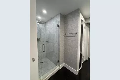 10 Venetian Way #502, Miami Beach, FL 33139 - Photo 18