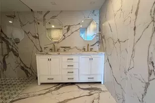 10 Venetian Way, Miami Beach, FL 33139 - Photo 34