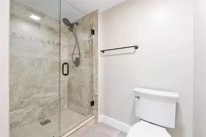 6181 Balboa Circle #403, Boca Raton, FL 33433 - Photo 8