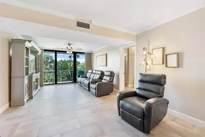 6181 Balboa Circle #403, Boca Raton, FL 33433 - Photo 4