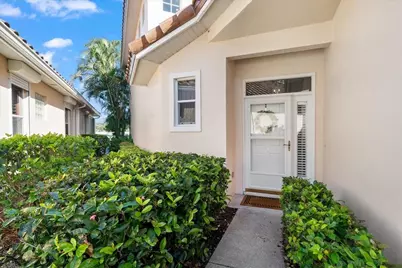 1725 Victoria Circle, Vero Beach, FL 32967 - Photo 4