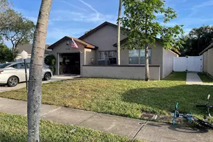9020 Pine Springs Dr, Boca Raton, FL 33428 - Photo 14