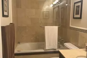 400 Golden Isles Dr, Hallandale Beach, FL 33009 - Photo 26