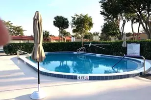 317 Lake Evelyn Dr, West Palm Beach, FL 33411 - Photo 10