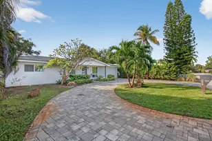 801 SE 9th Ave, Deerfield Beach, FL 33441 - Photo 2
