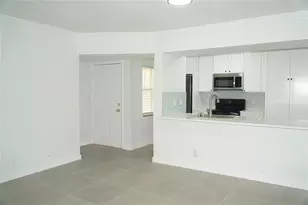 11574 NW 44th St, Coral Springs, FL 33065 - Photo 2