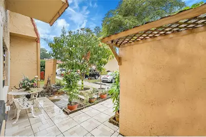 86 Ann Lee Lane #86, Tamarac, FL 33319 - Photo 2