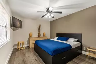 2530 NE 9th St, Fort Lauderdale, FL 33304 - Photo 16