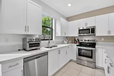 523 SW 19th Terrace, Fort Lauderdale, FL 33312 - Photo 14
