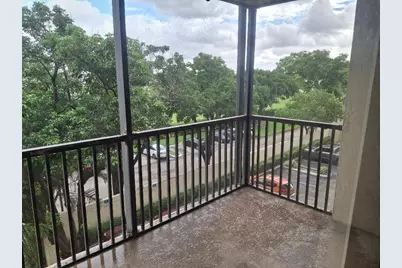 105 Lake Emerald Drive #405, Oakland Park, FL 33309 - Photo 24