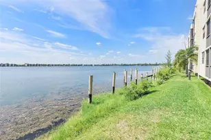 105 Lake Emerald Dr, Oakland Park, FL 33309 - Photo 30