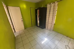 1300 NW 42nd St, Miami, FL 33142 - Photo 8