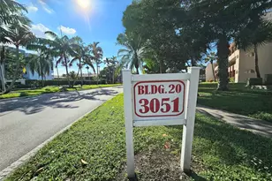 3051 Sunrise Lakes Dr Unit, Fort Lauderdale, FL 33322 - Photo 4